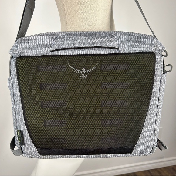 Osprey Messenger Laptop Bag Gray Stripe Crossbody School Work Travel Lightweight - Picture 4 of 11